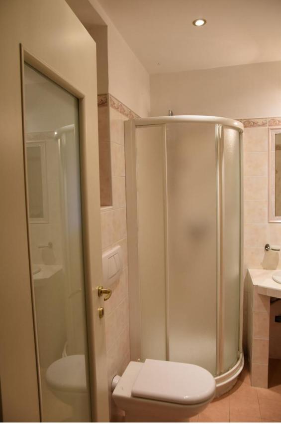 Lognomoelafatina Apartment Бавено Екстериор снимка